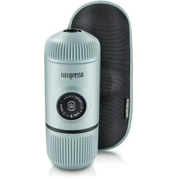 Портативна еспресо-кавоварка Wacaco Nanopresso блакитна з чохлом, механічна, для меленої кави